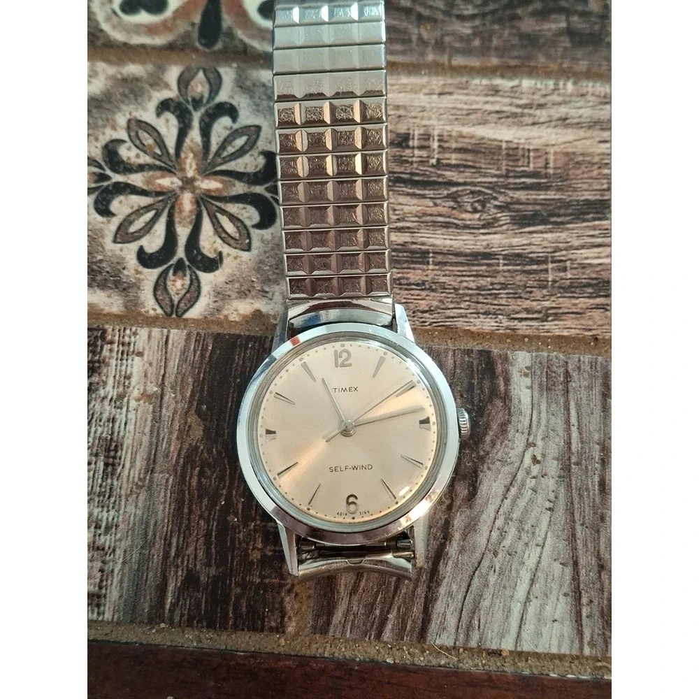 Timex Viscount 4014 3166 Self Winding Mens Watch. Silvertone Stretch Band, 36mm.